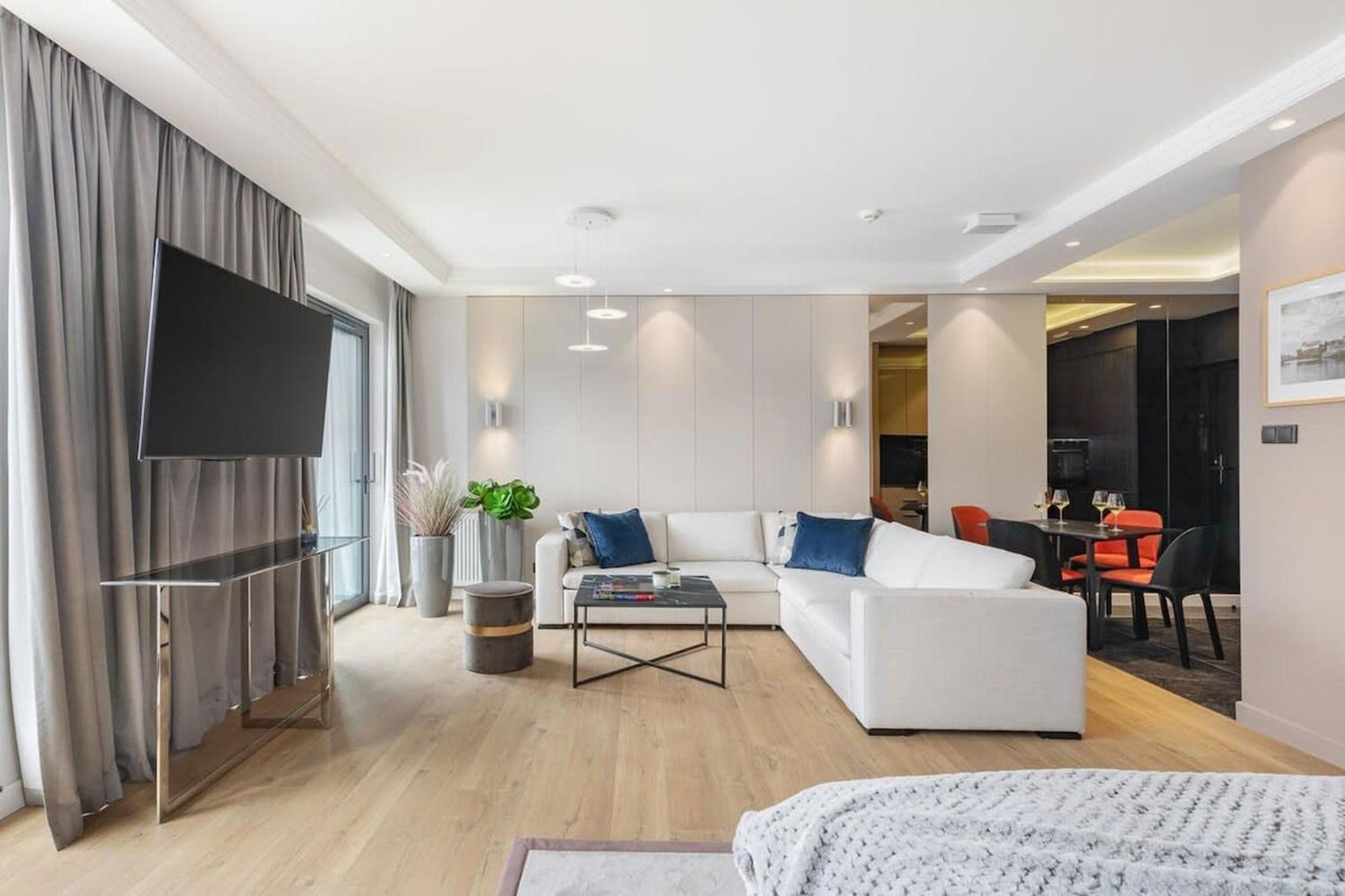Rent Like Home - Deo Plaza Wyspa Spichrzow Gdansk Dış mekan fotoğraf