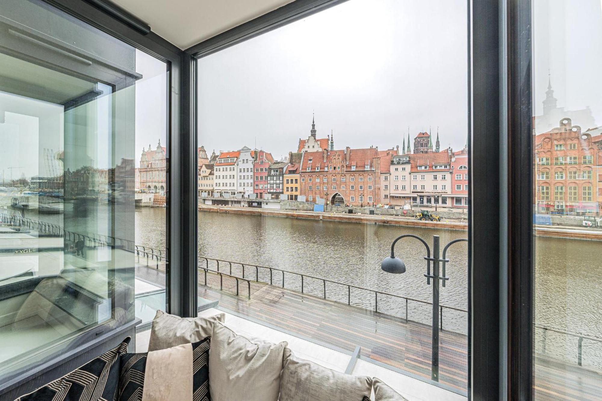 Rent Like Home - Deo Plaza Wyspa Spichrzow Gdansk Dış mekan fotoğraf